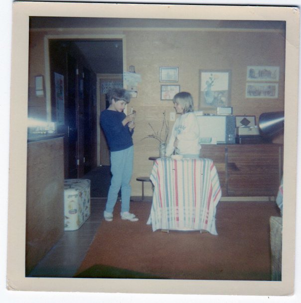 Dona and Beth in a skit where Phyllis Diller gets an Oscar